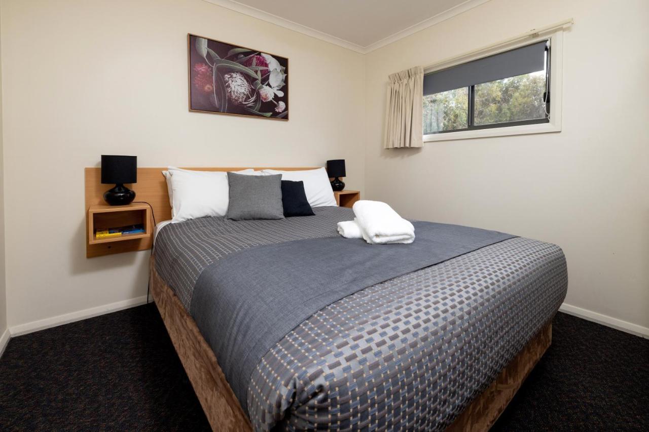 Big4 Hobart Airport Tourist Park Hotel Cambridge Bagian luar foto