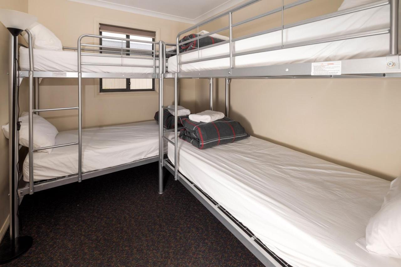 Big4 Hobart Airport Tourist Park Hotel Cambridge Bagian luar foto