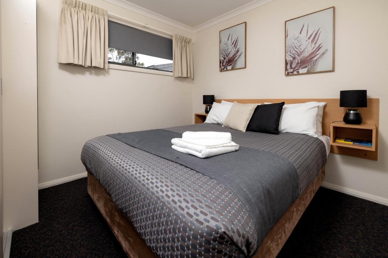 Big4 Hobart Airport Tourist Park Hotel Cambridge Bagian luar foto