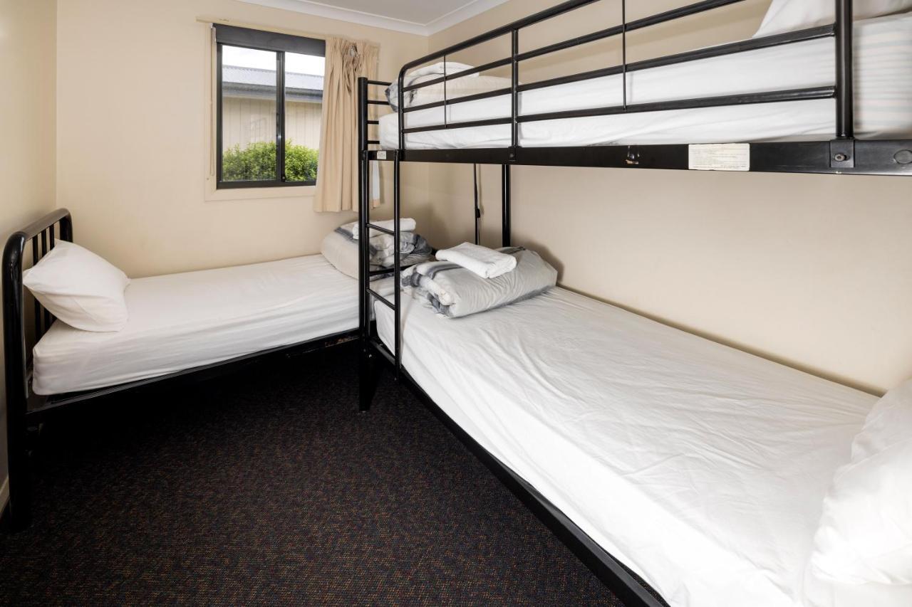 Big4 Hobart Airport Tourist Park Hotel Cambridge Bagian luar foto