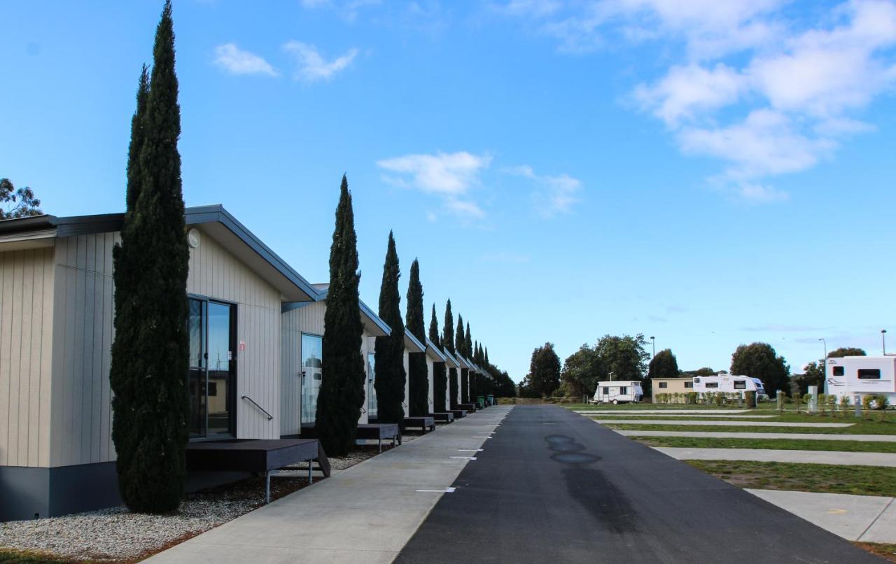 Big4 Hobart Airport Tourist Park Hotel Cambridge Bagian luar foto
