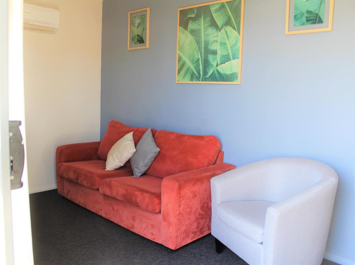 Big4 Hobart Airport Tourist Park Hotel Cambridge Bagian luar foto