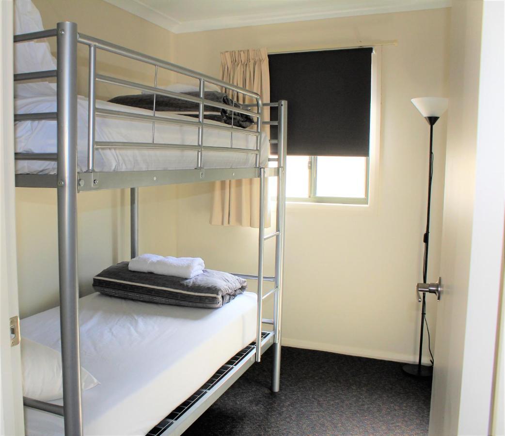 Big4 Hobart Airport Tourist Park Hotel Cambridge Bagian luar foto