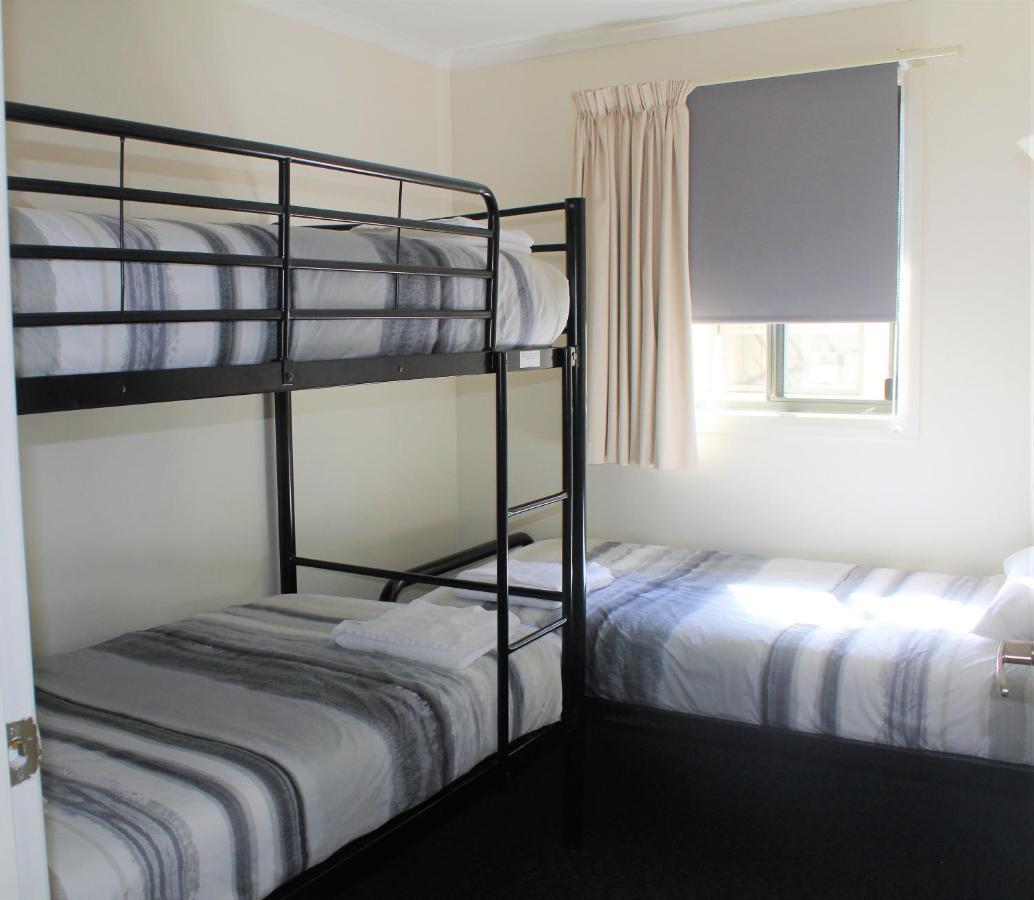 Big4 Hobart Airport Tourist Park Hotel Cambridge Bagian luar foto